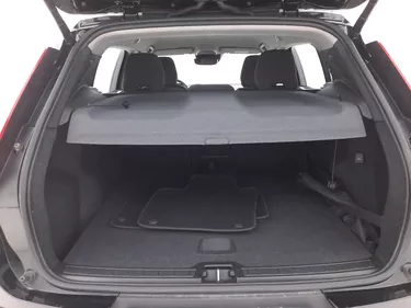 Volvo XC40 B4 Momentum Pro AWD Geartronic 2.0 Mild Hybrid 197CV Automatico Bagagliaio