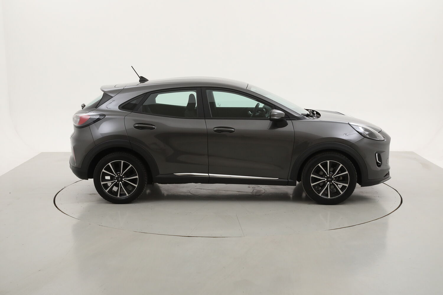 Ford Puma Hybrid Titanium usata del 2021 con 103.008 km