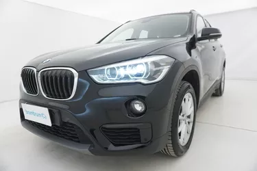 BMW X1 16d sDrive Business 1.5 Diesel 116CV Manuale Visione frontale