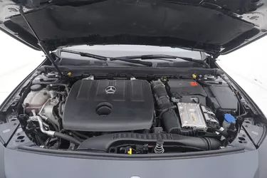 Mercedes Classe A 180d Business Extra 1.5 Diesel 116CV Automatico Vano motore