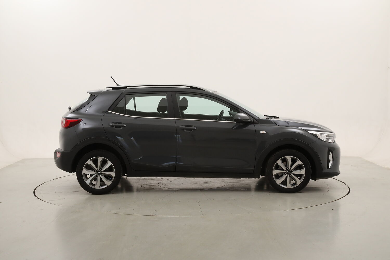Kia Stonic MHEV Style usata del 2022 con 85.392 km