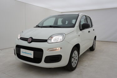 Fiat Panda Visione frontale Visione frontale di Fiat Panda
