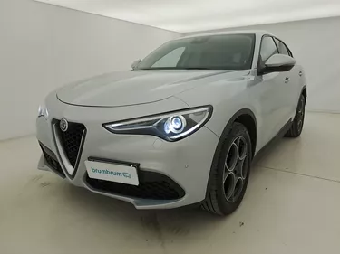 Alfa Romeo Stelvio Executive Q4 AT8 2.1 Diesel 190CV Automatico Visione frontale