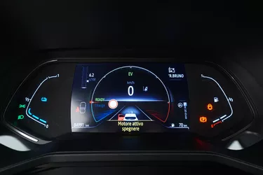 Renault Clio Hybrid E-Tech Zen 1.6 Full Hybrid 140CV Automatico Interni