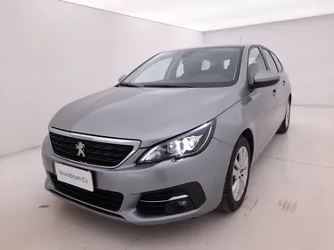Peugeot 308 SW Business 1.5 Diesel 131CV Manuale Visione frontale