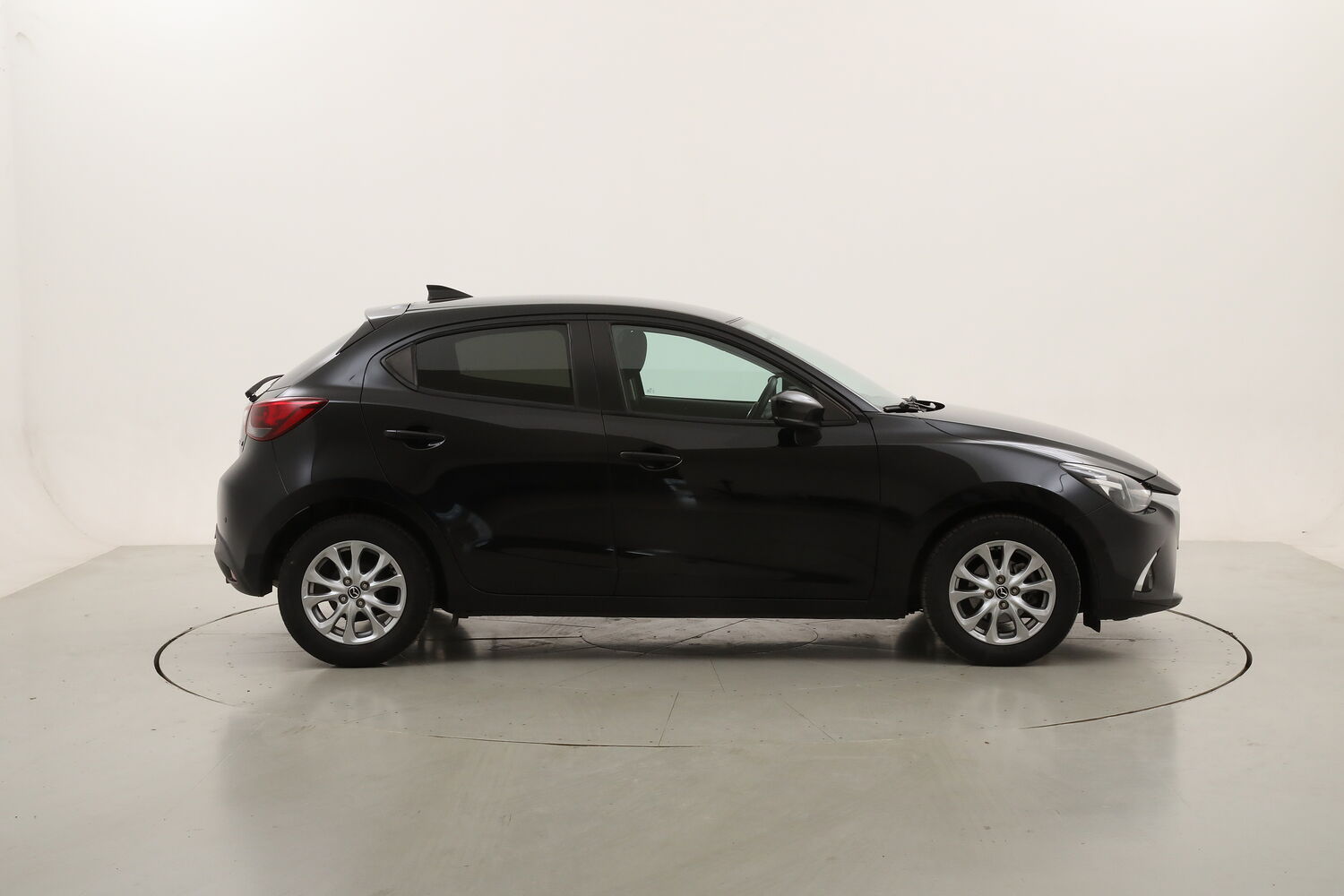 Mazda Mazda2 Evolve usata del 2019 con 88.667 km