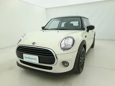 Mini 3 porte Cooper Boost 1.5 Benzina 136CV Manuale Visione frontale