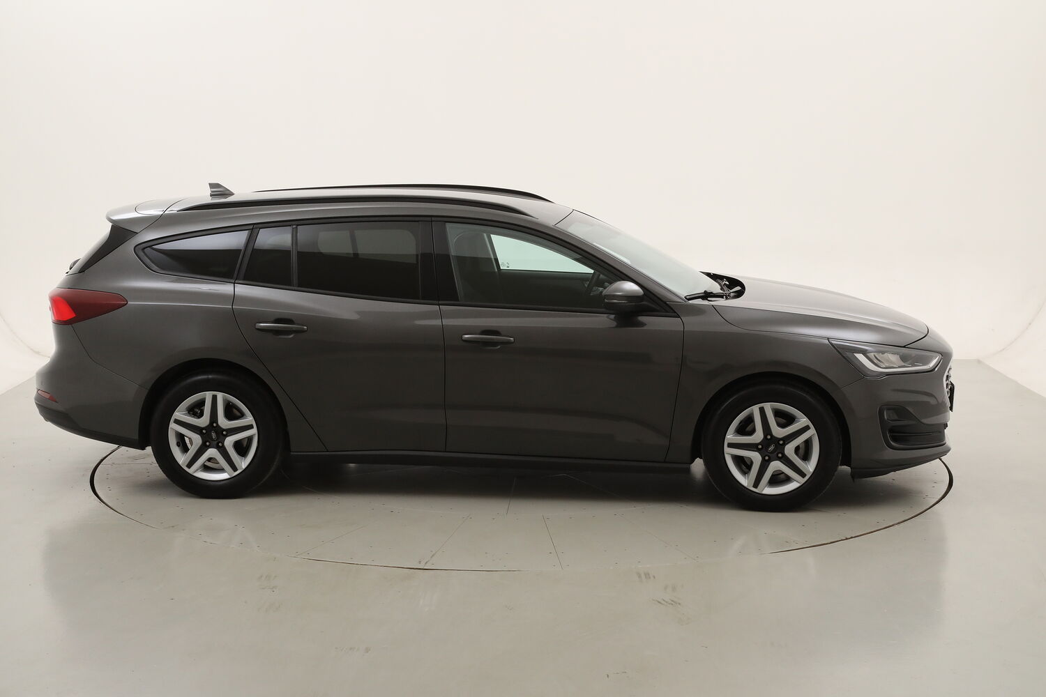 Ford Focus SW Business Co-Pilot usata del 2023 con 31.547 km