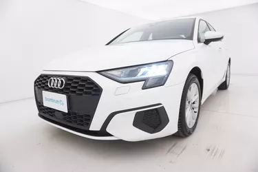 Audi A3 Business S tronic 2.0 Diesel 116CV Automatico Visione frontale