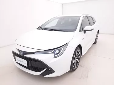 Toyota Corolla TS Hybrid Style 2.0 Full Hybrid 184CV Automatico Visione frontale
