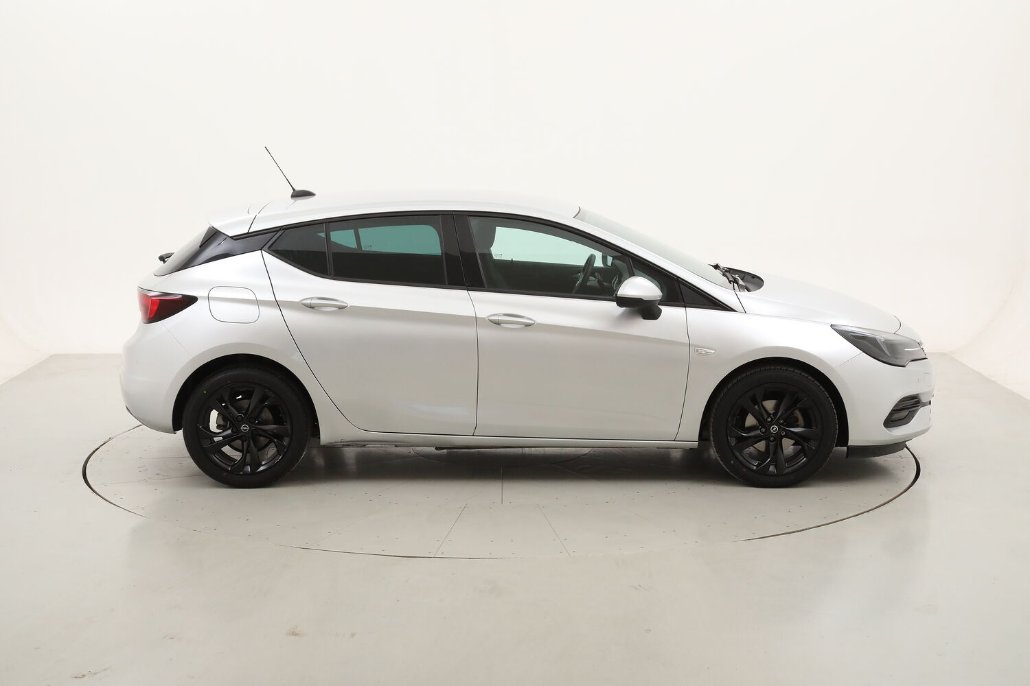 Opel Astra Business Elegance usata del 2020 con 87.824 km