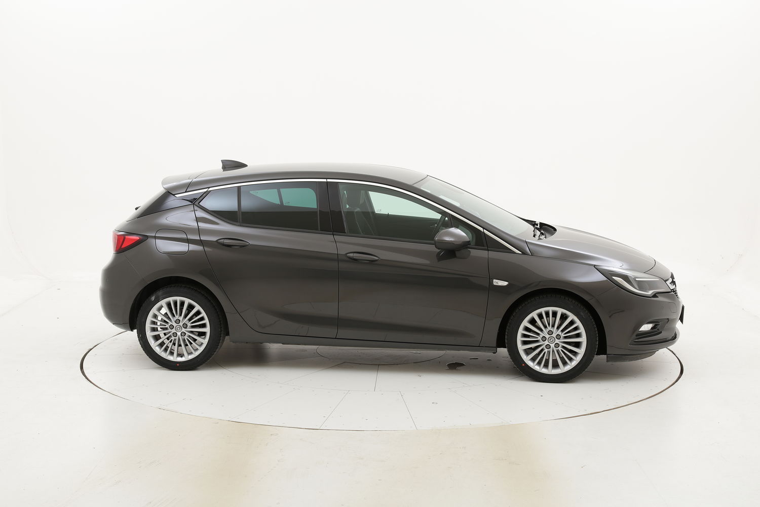 Opel Astra usata del 2016 con 73.358 km
