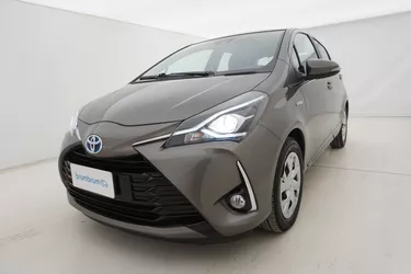 Toyota Yaris Hybrid Active 1.5 Full Hybrid 101CV Automatico Visione frontale