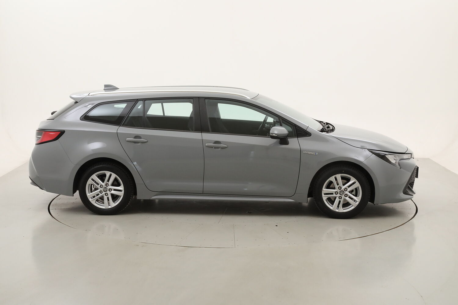 Toyota Corolla TS Hybrid Business usata del 2021 con 93.520 km
