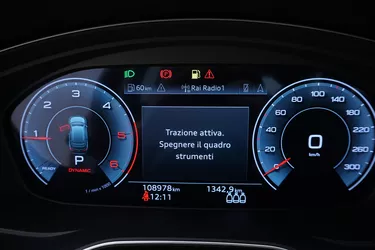 Audi A4 allroad 40 TDI Identity Contrast S tronic 2.0 Mild Hybrid 204CV Automatico Interni