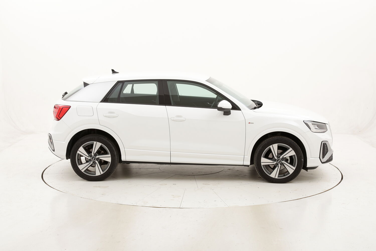 Audi Q2 Edition S line S tronic usata del 2021 con 9.560 km