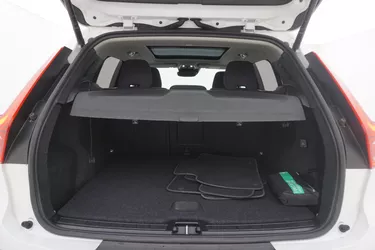 Volvo XC40 B4 Momentum Pro AWD Geartronic 2.0 Mild Hybrid 197CV Automatico Bagagliaio