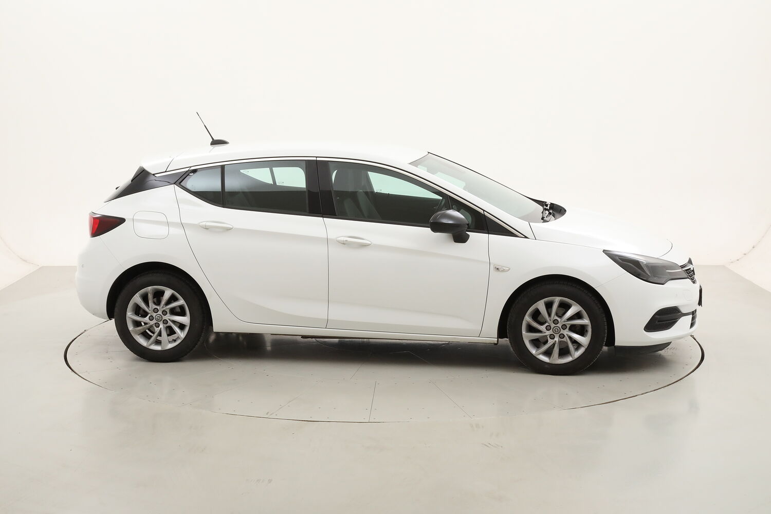 Opel Astra Business Elegance usata del 2021 con 90.060 km