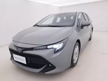Toyota Corolla TS Hybrid Business 1.8 Full Hybrid 122CV Automatico Visione frontale