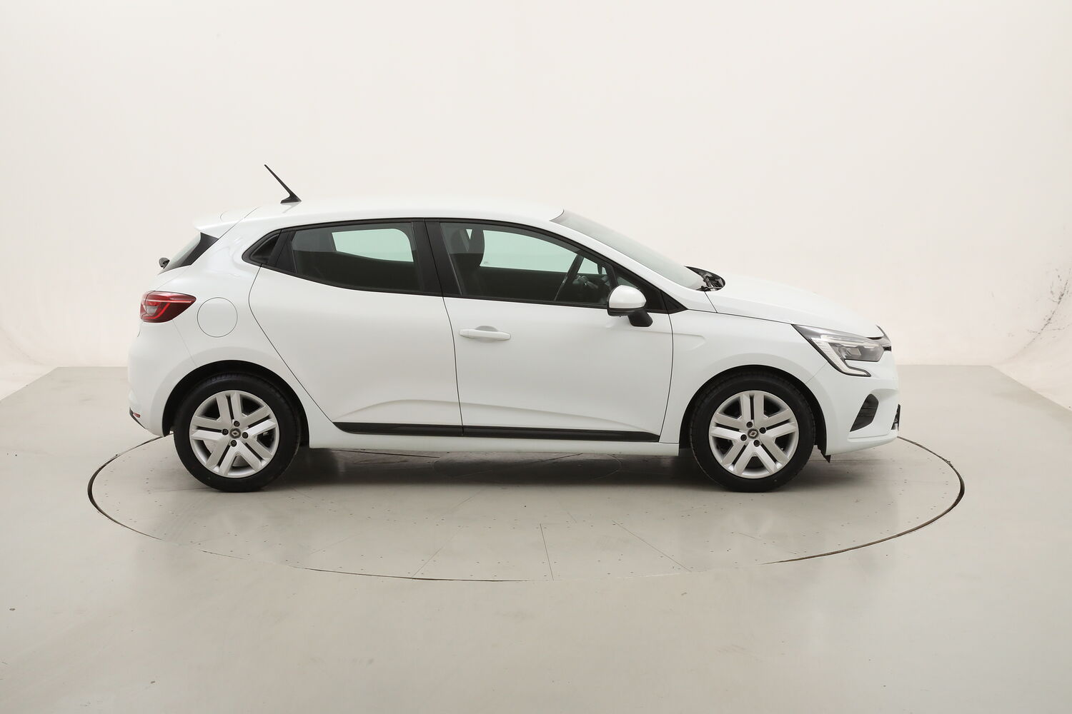 Renault Clio Zen usata del 2021 con 91.459 km