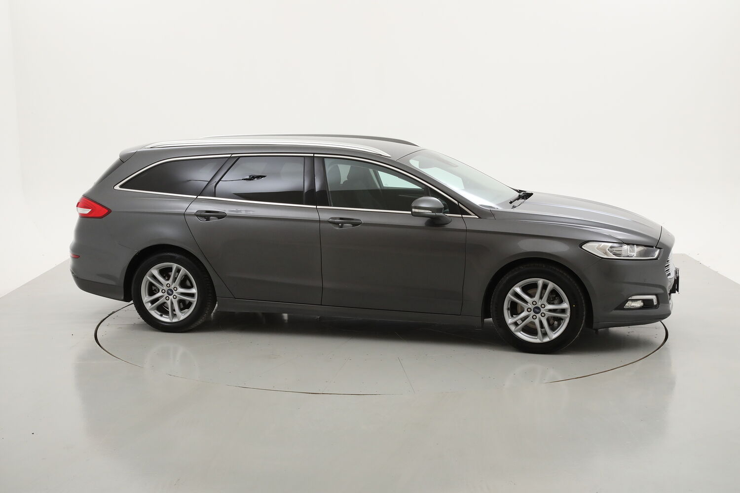 Ford Mondeo SW Titanium Business Powershift usata del 2018 con 105.845 km