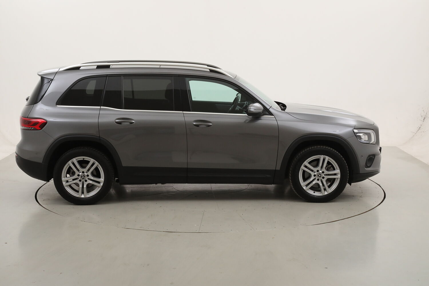 Mercedes GLB 200 d Business Extra Auto usata del 2023 con 57.291 km