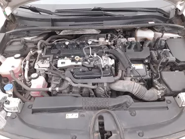 Toyota Corolla TS Hybrid Business 2.0 Full Hybrid 184CV Automatico Vano motore