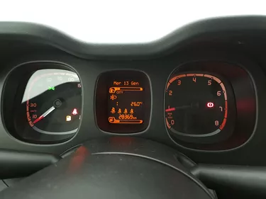 Fiat Panda Hybrid Cross 1.0 Mild Hybrid 69CV Manuale Interni