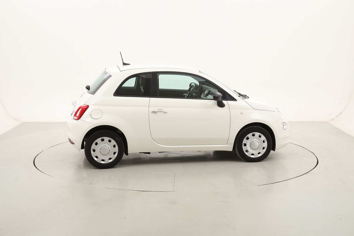 Fiat 500 Hybrid Cult usata del 2022 con 53.884 km