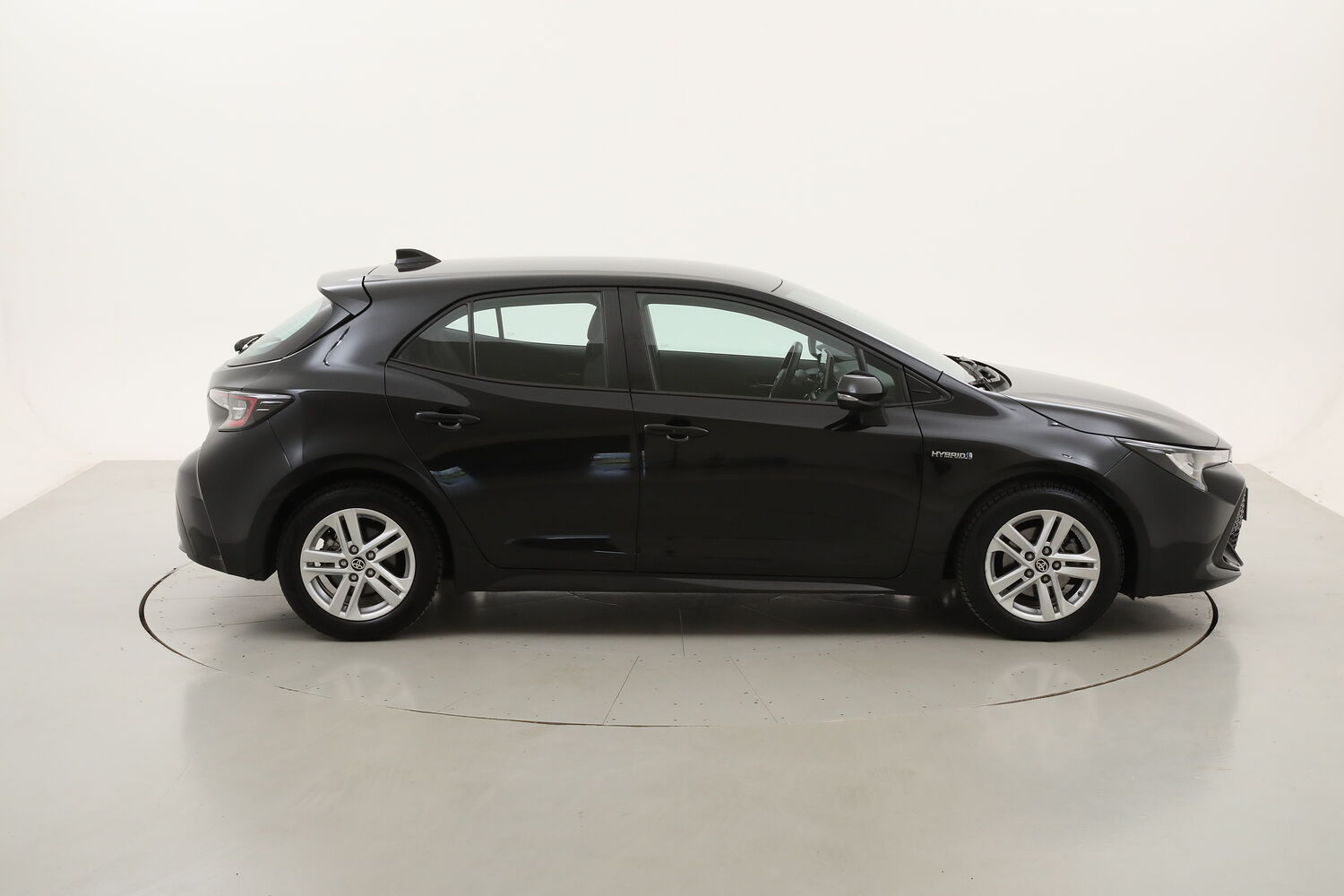 Toyota Corolla Hybrid Business usata del 2021 con 103.275 km
