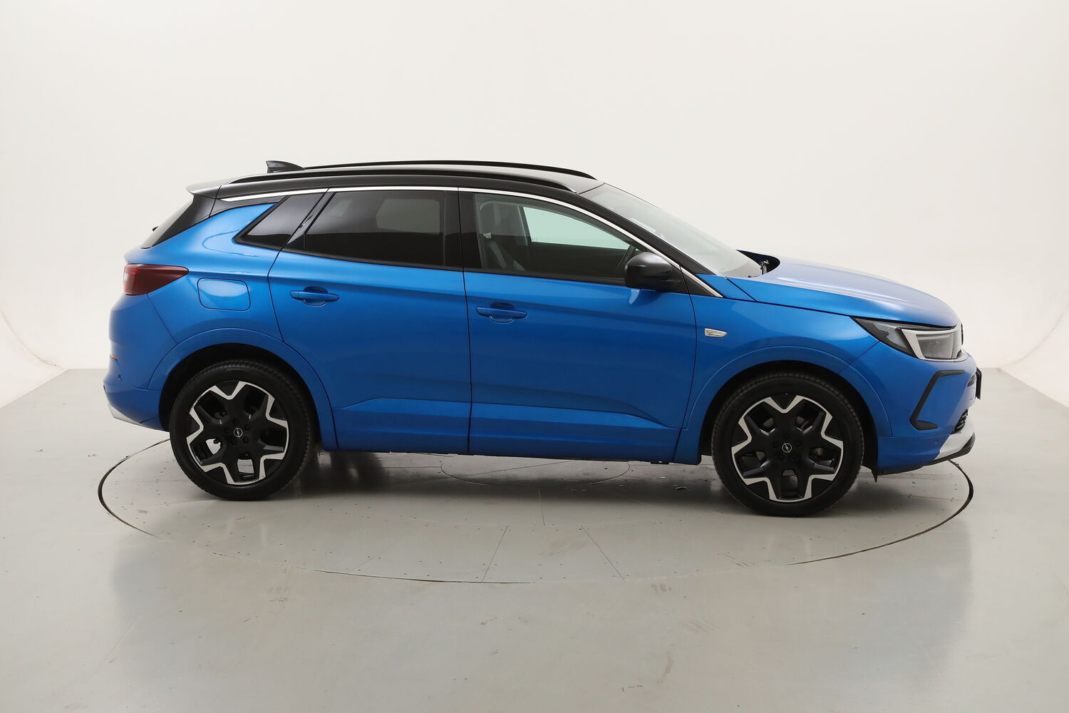 Opel Grandland Ultimate AT8 usata del 2022 con 83.800 km