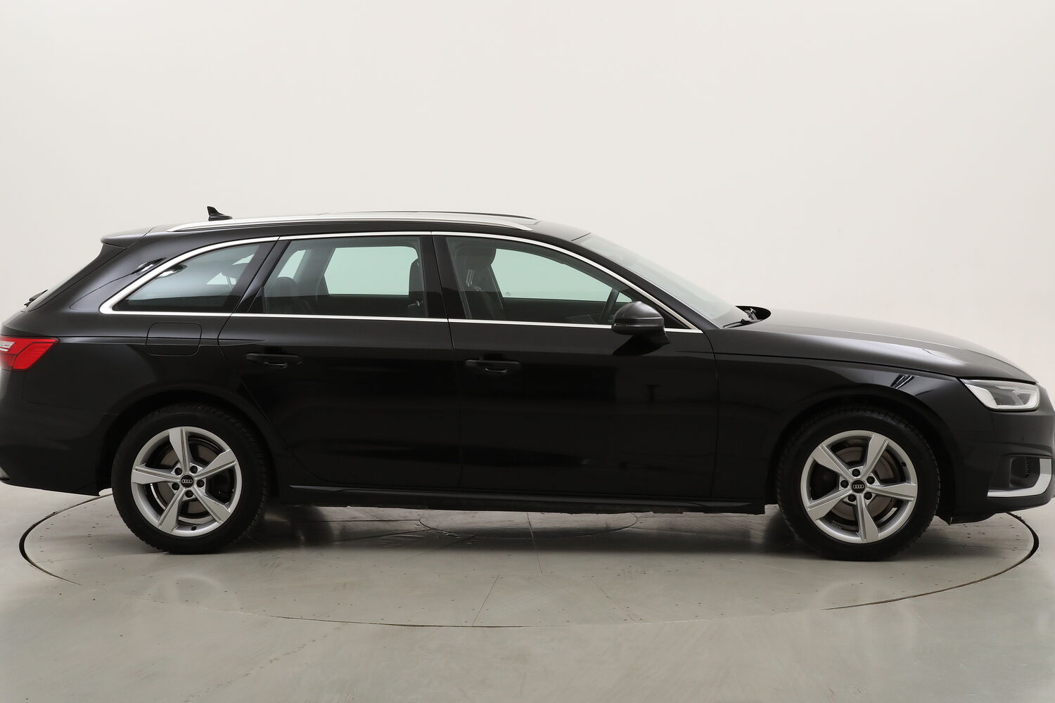 Audi A4 Avant Business Advanced S tronic usata del 2022 con 37.585 km