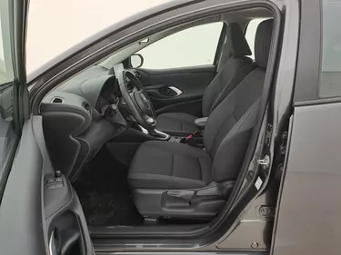 Toyota Yaris Hybrid Business 1.5 Full Hybrid 116CV Automatico Sedili