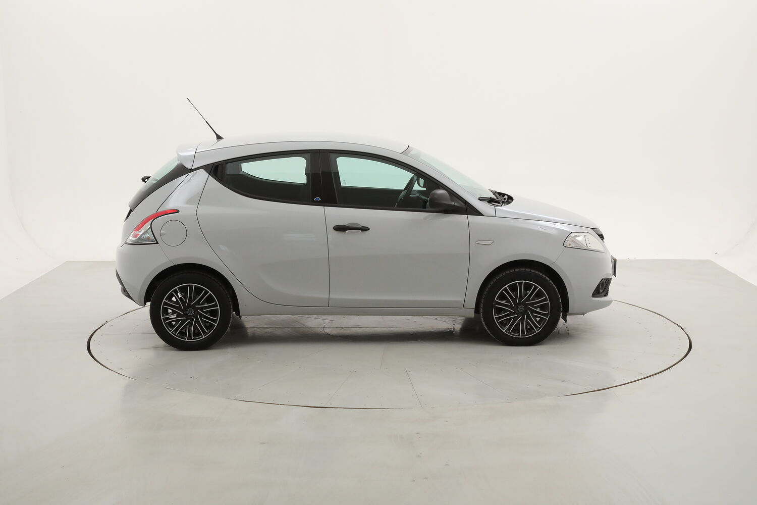 Lancia Ypsilon Elefantino Blu usata del 2020 con 45.573 km