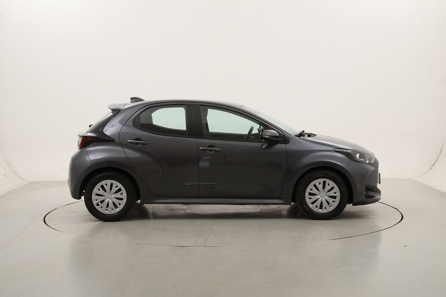 Toyota Yaris Business usata del 2023 con 90.573 km