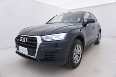 Audi Q5 35 Business quattro S tronic 2.0 Diesel 163CV Automatico Visione frontale