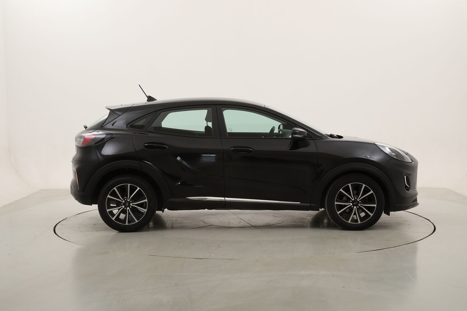 Ford Puma Hybrid Titanium usata del 2022 con 85.112 km