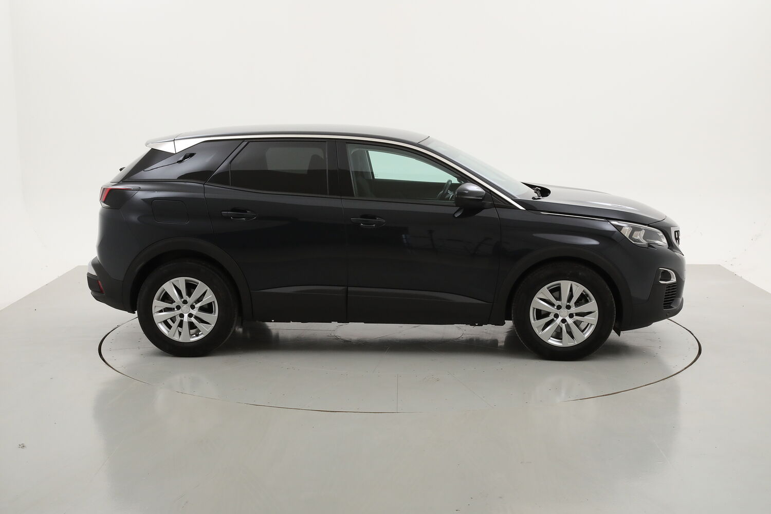 Peugeot 3008 Active EAT8 usata del 2019 con 117.590 km