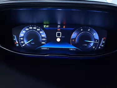 Peugeot 5008 GT Line EAT8 1.5 Diesel 131CV Automatico Interni