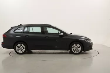 Volkswagen Golf Variant Variant Life DSG 2.0 Diesel 116CV Automatico Volkswagen Golf Variant Variant Life DSG 2.0 Diesel 116CV Automatico