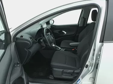 Toyota Yaris Hybrid Business 1.5 Full Hybrid 116CV Automatico Sedili
