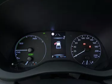 Toyota Yaris Hybrid Business 1.5 Full Hybrid 116CV Automatico Interni