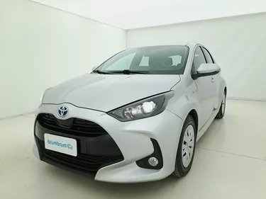 Toyota Yaris Hybrid Business 1.5 Full Hybrid 116CV Automatico Visione frontale