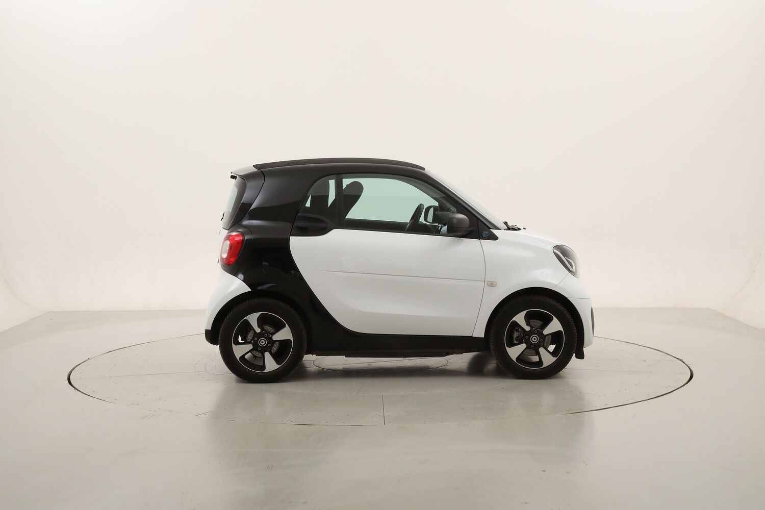 Smart Fortwo Passion usata del 2022 con 47.148 km