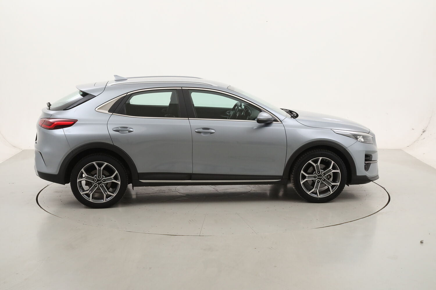 Kia XCeed Hybrid Business DCT usata del 2022 con 74.504 km