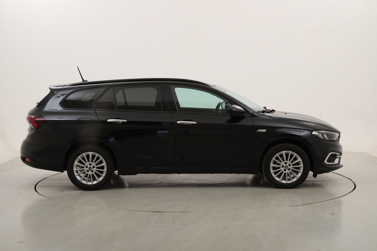 Fiat Tipo SW Life usata del 2022 con 81.114 km