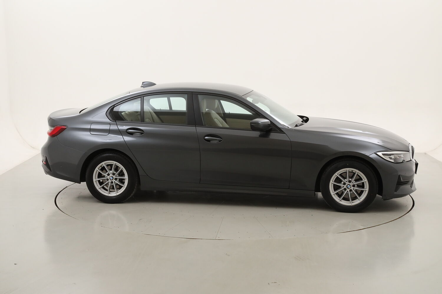 BMW Serie 3 320d 48V Business Advantage usata del 2021 con 94.649 km