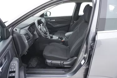 Nissan Qashqai Business Xtronic 1.3 Mild Hybrid 158CV Automatico Sedili