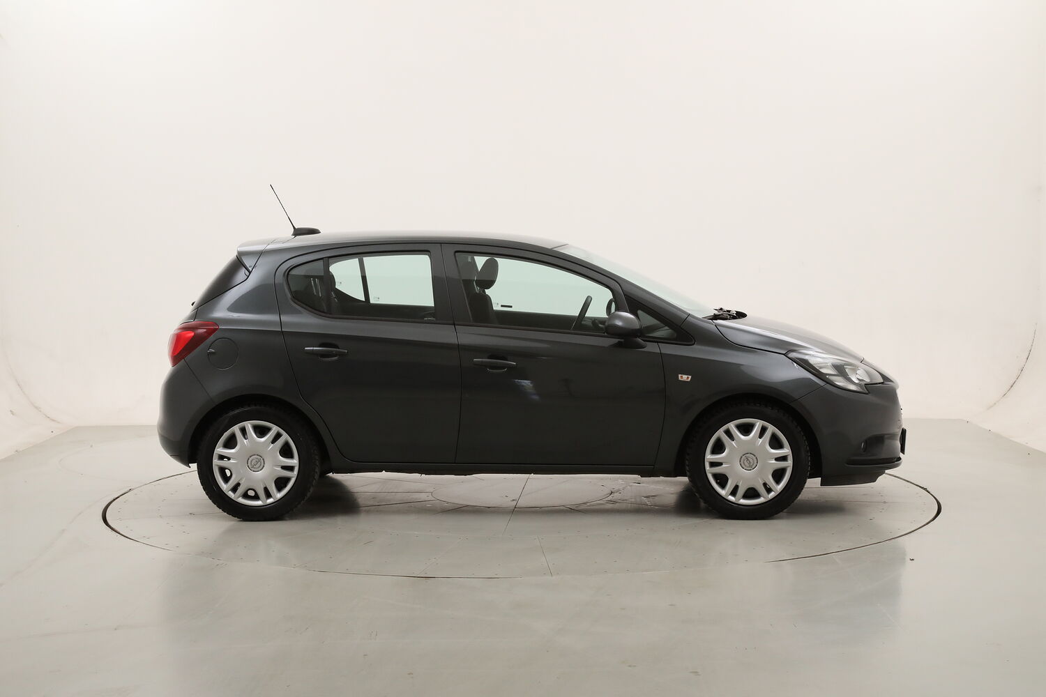 Opel Corsa Advance usata del 2018 con 21.895 km
