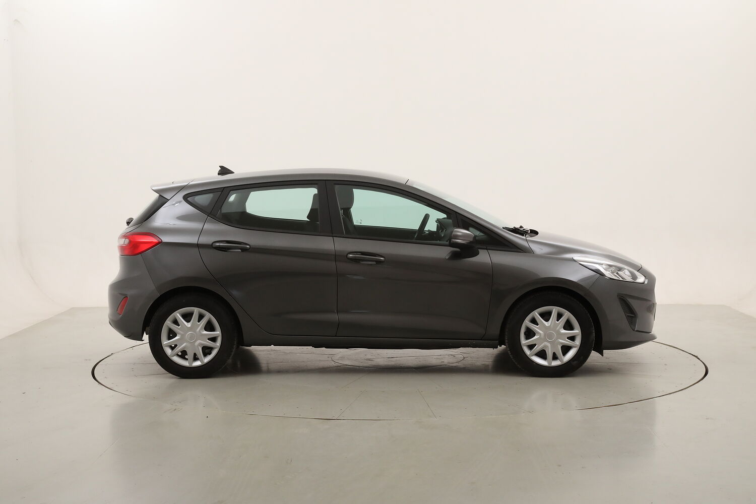 Ford Fiesta Hybrid Connect usata del 2021 con 109.856 km